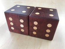 Load image into Gallery viewer, Purple Heart Dice